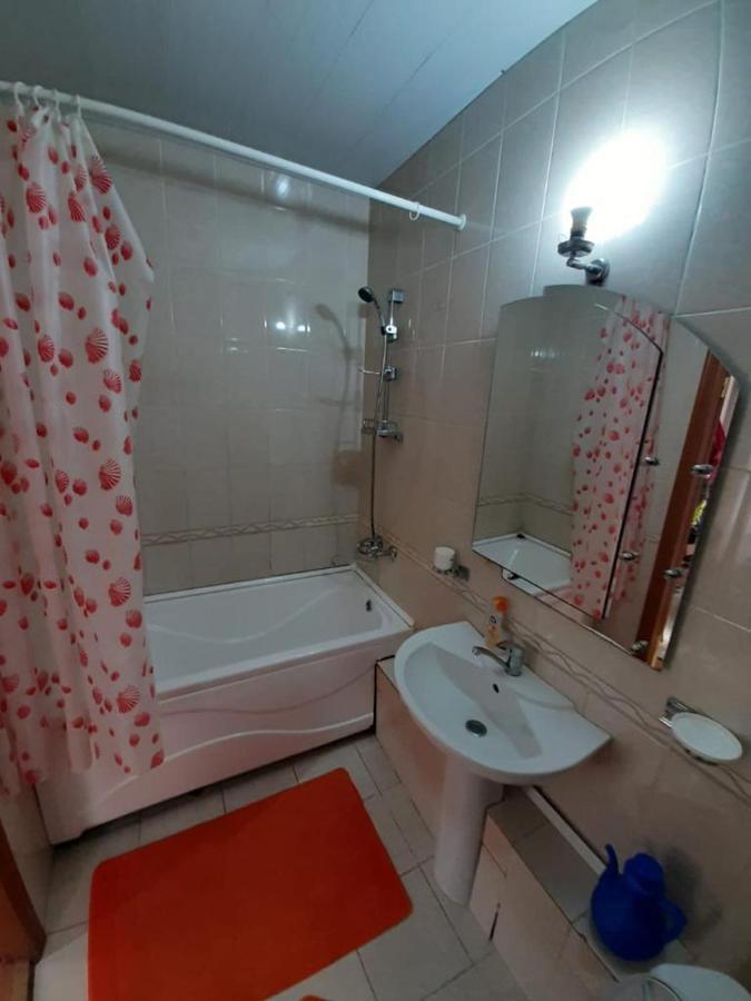 Flat at the seafront Apartment อัคเทา ภายนอก รูปภาพ
